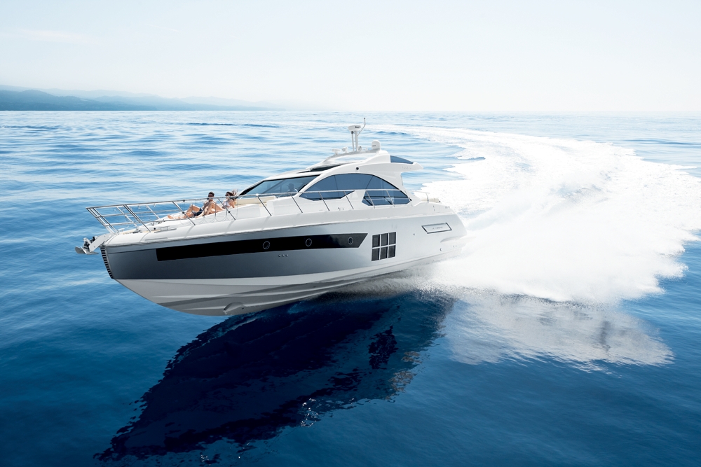 Azimut 55S, the new take on motor yachts