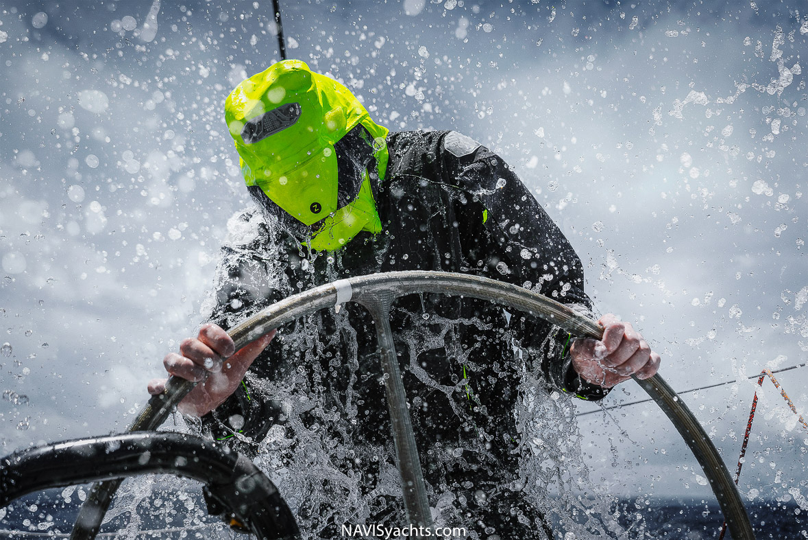 Yachting technical apparel for winter storm conditions