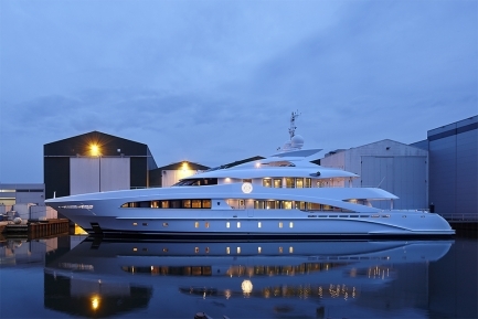 Heesen Yachts Launches Monaco Wolf