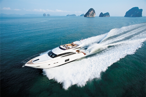 Super Yacht of the day: Princess 64