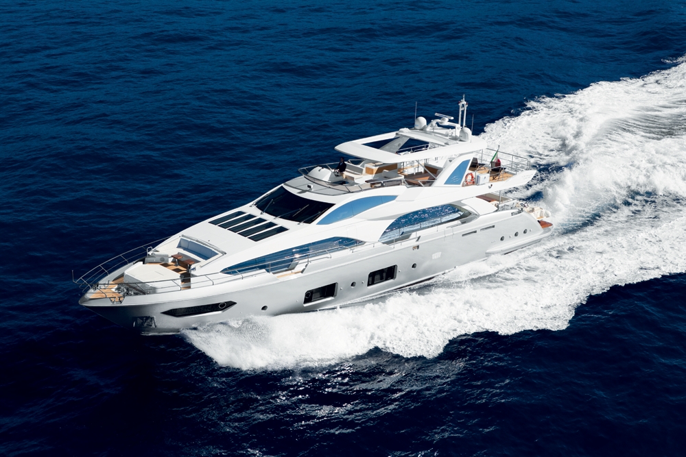 Azimut Grande 100, the largest superyacht on the Rio Boat Show