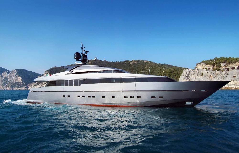 Super Yacht of the day: Sanlorenzo 40 Alloy 4H