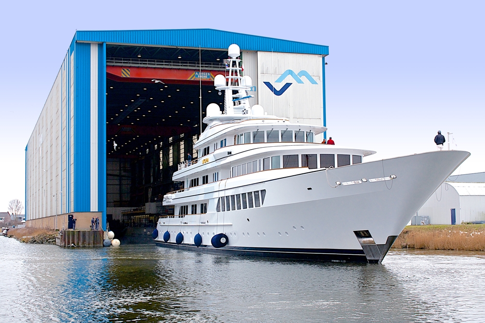 Utopia returns home to Feadship