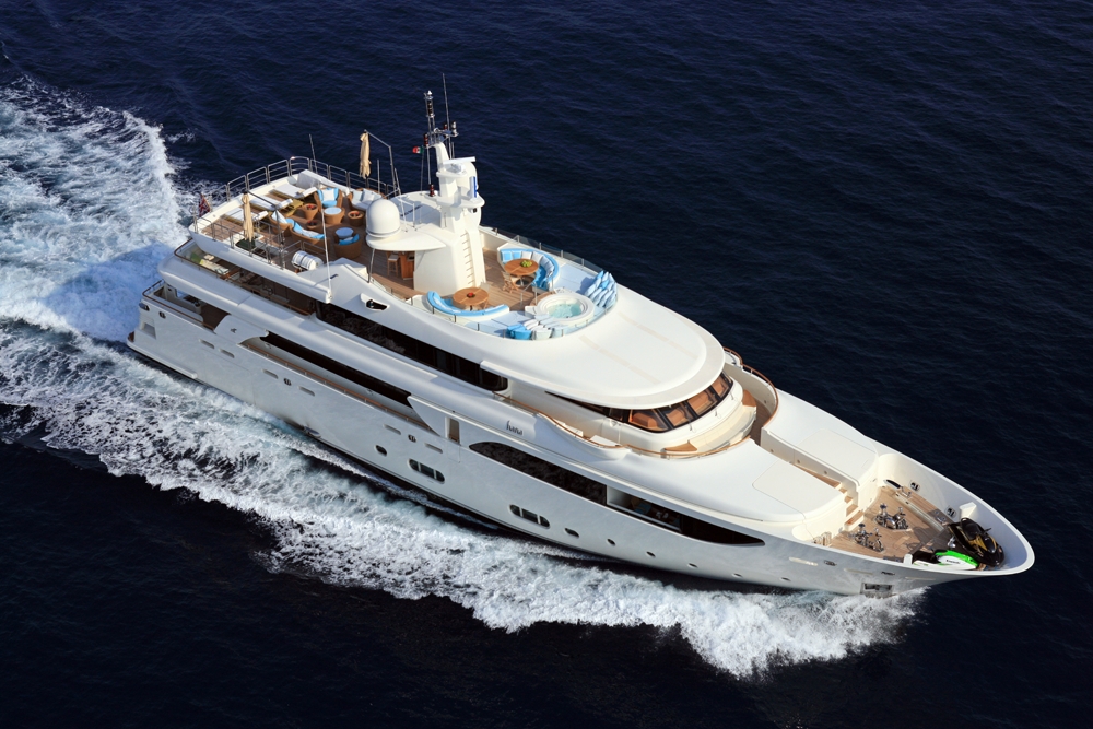 Super Yacht of the day: CRN 43 NY Hana