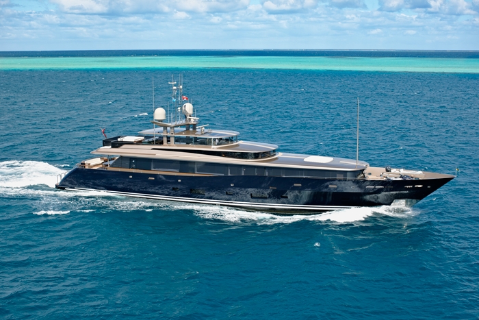 Super Yacht of the day: Alloy Yachts 47 Loretta Anne