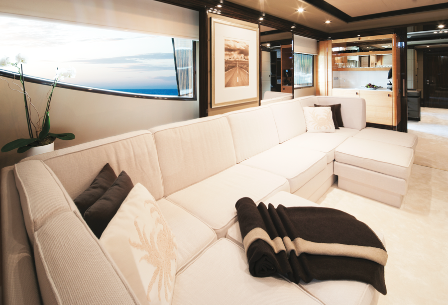 Benetti Lyana's master lounge