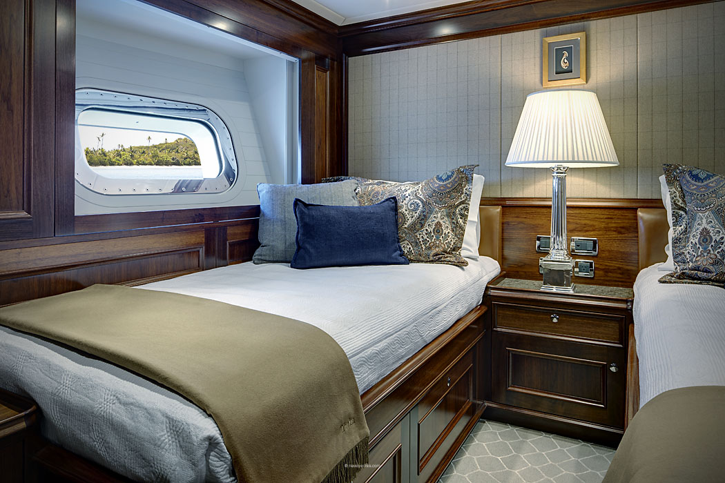 Superyacht Alloy Encore-8