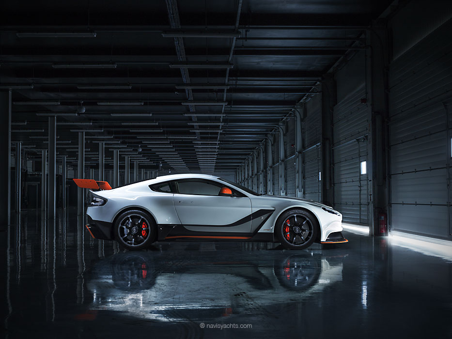 SupeCar Aston Martin GT12-7