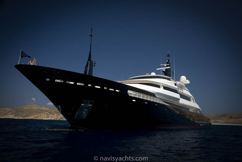 Oceanco Alfa Nero L-4