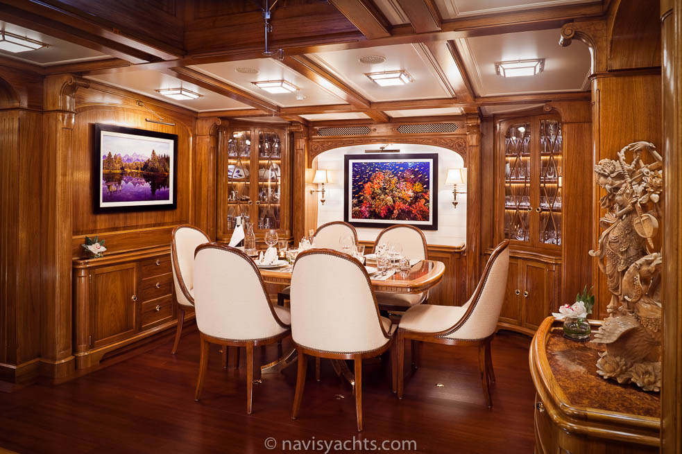 Royal Huisman Hanuman L-8