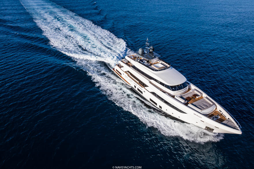 Superyacht Navetta 37