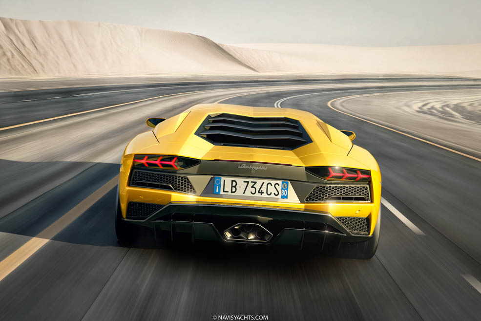 Lamborghini Aventador S-L-4
