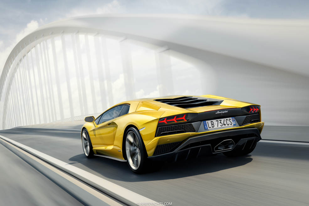 Lamborghini Aventador S-L-5