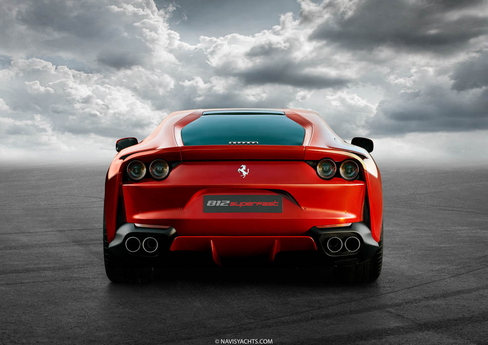 Ferrari 812 superfast L-5