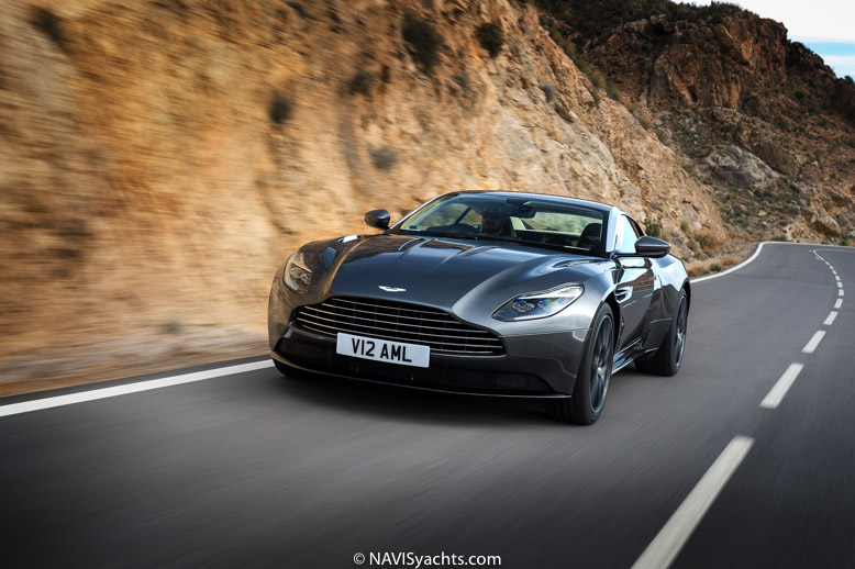 Aston Martin DB11 L-13