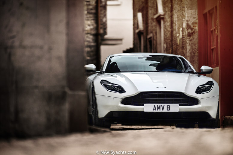 Aston Martin DB11 L-18