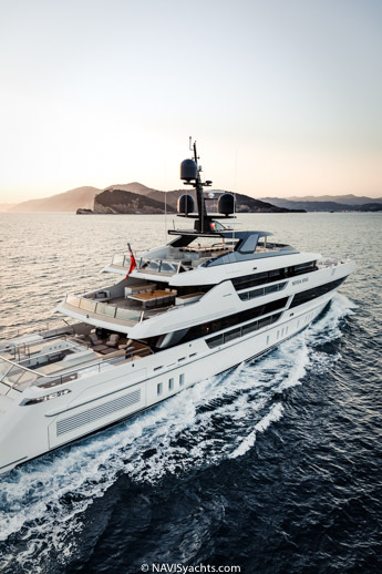 Monaco Yacht Show 2017 L-12