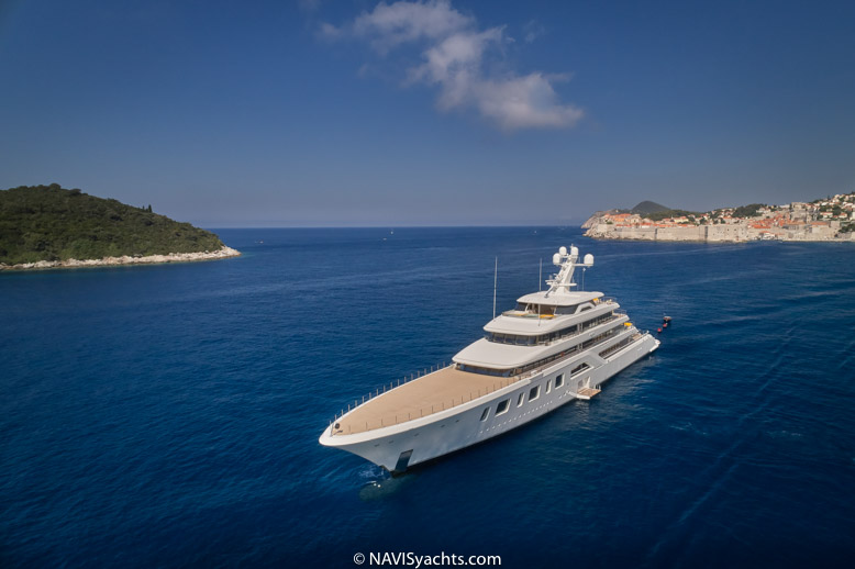 Monaco Yacht Show 2017 L-18