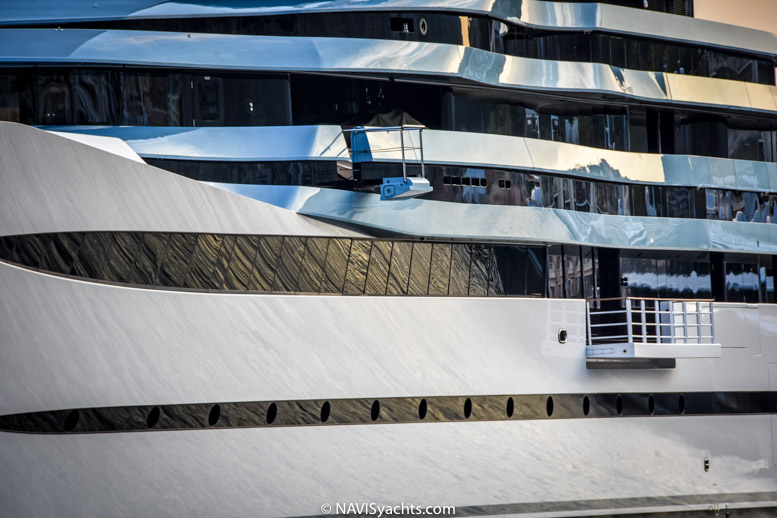 Monaco Yacht Show 2017 L-34