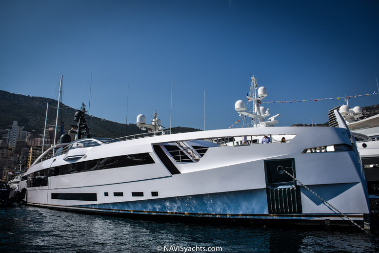 Monaco Yacht Show 2017 L-58