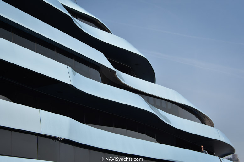 Monaco Yacht Show 2017 L-72