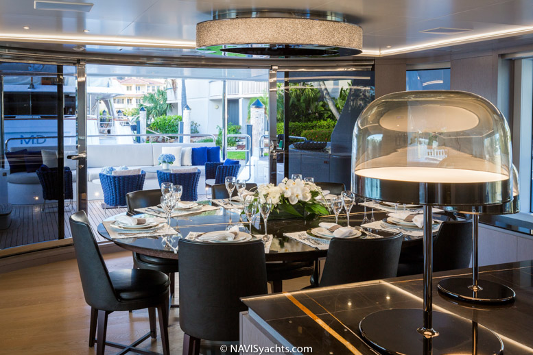 Benetti Mr Loui L-10
