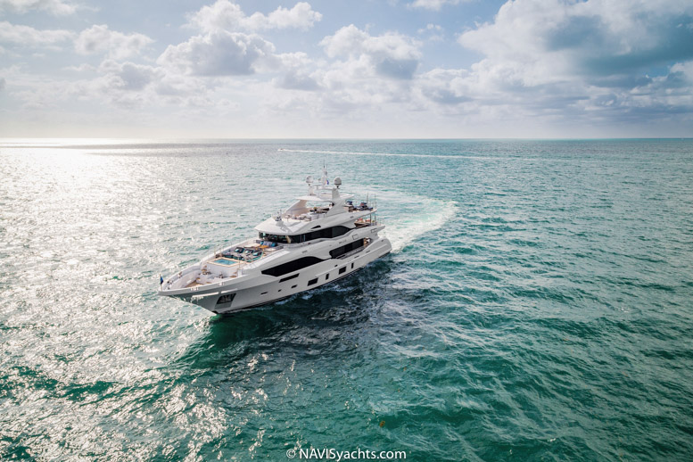 Benetti Mr Loui L-26