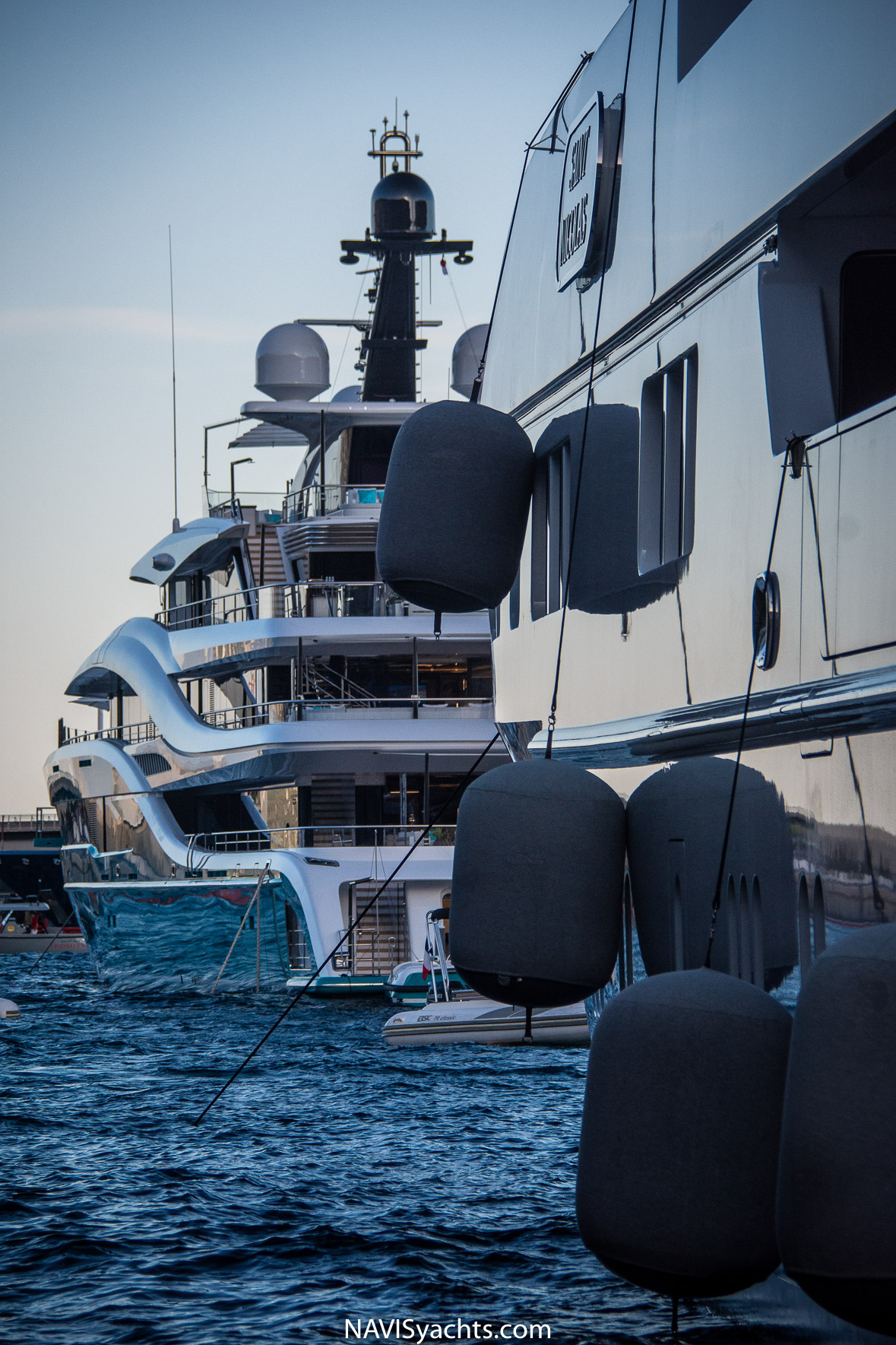 Monaco Yacht Show 2018 L-110