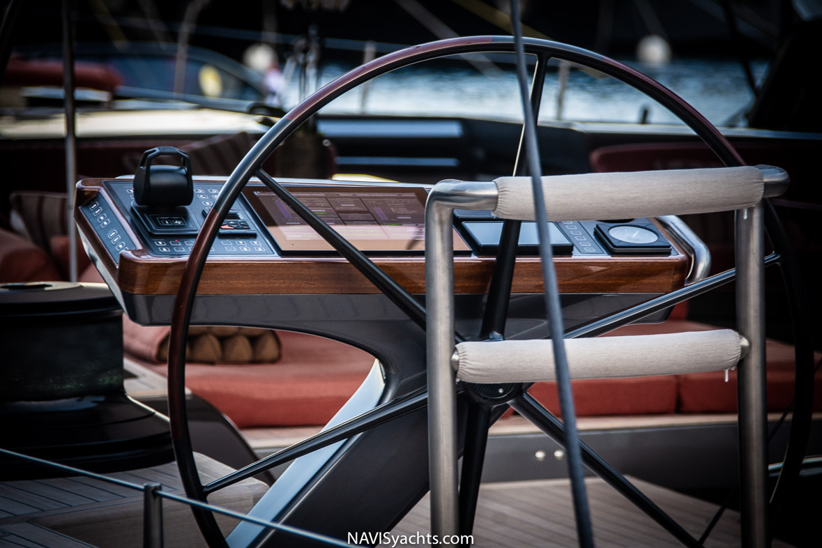 Monaco Yacht Show 2018 L-112