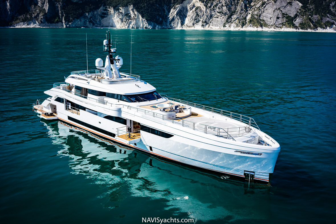 Monaco Yacht Show 2018 L-86
