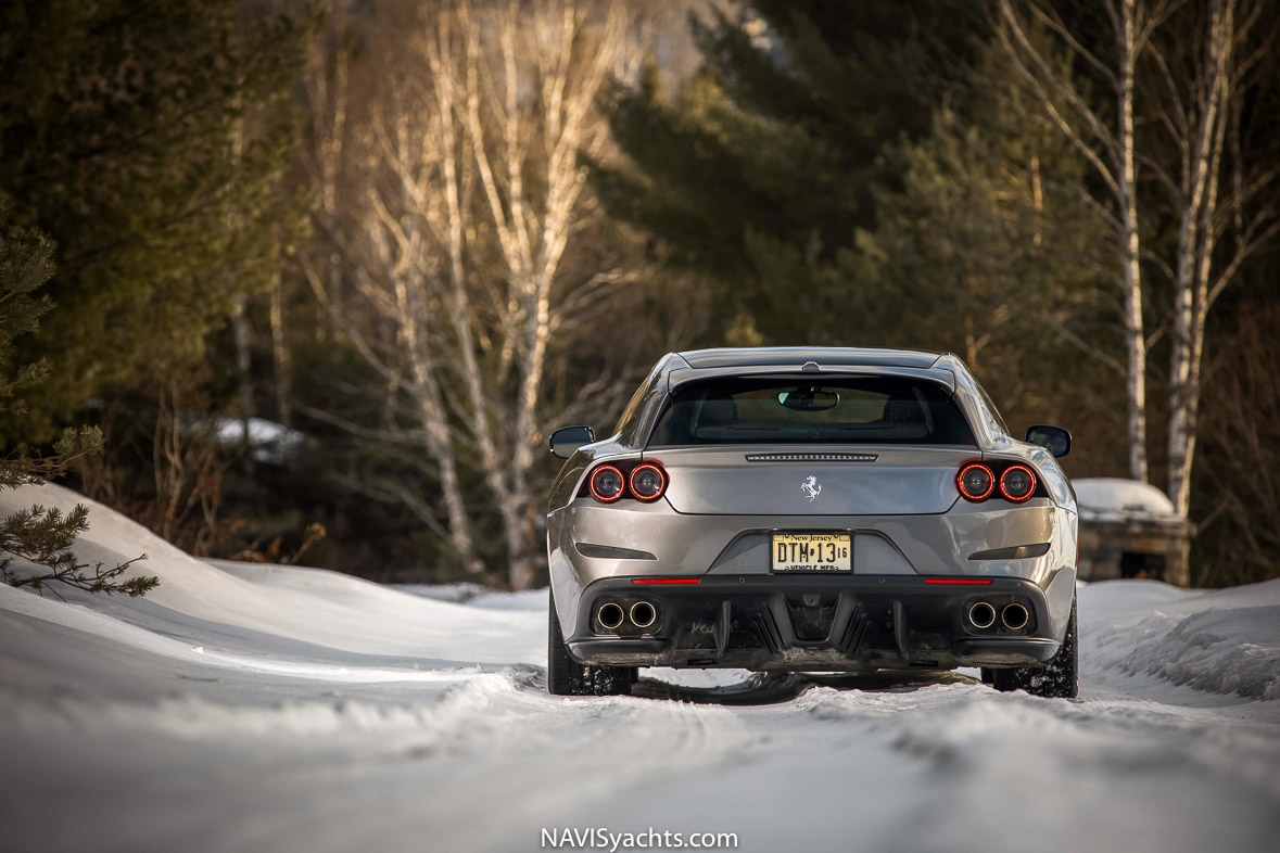 Ferrari GTC4Lusso L-12
