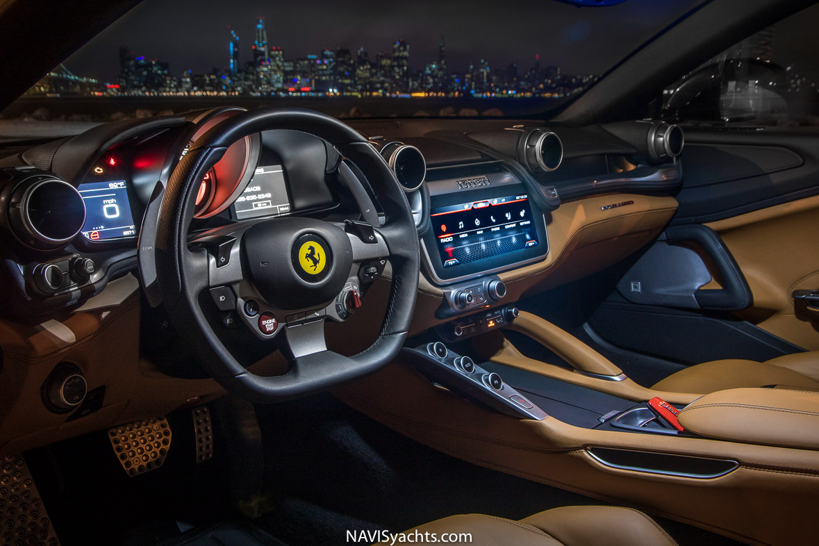 Ferrari GTC4Lusso L-6