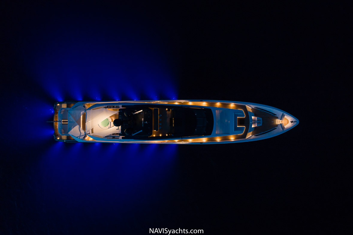 Heesen Irisha L-29