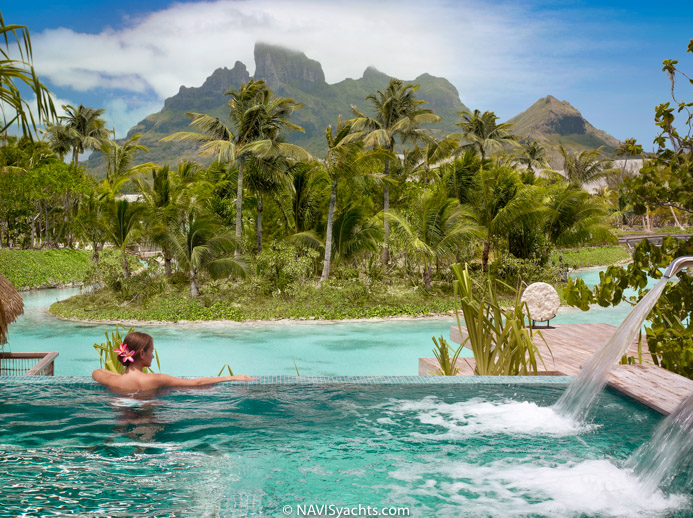 Four Seasons BoraBora L-8