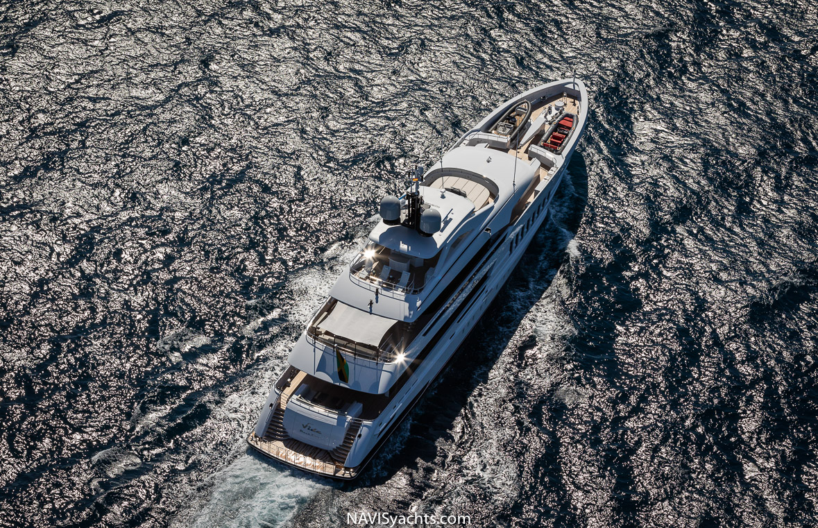 Heesen Vida L-55