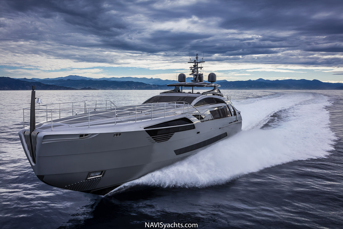 Pershing 43m Pershing 140 Review