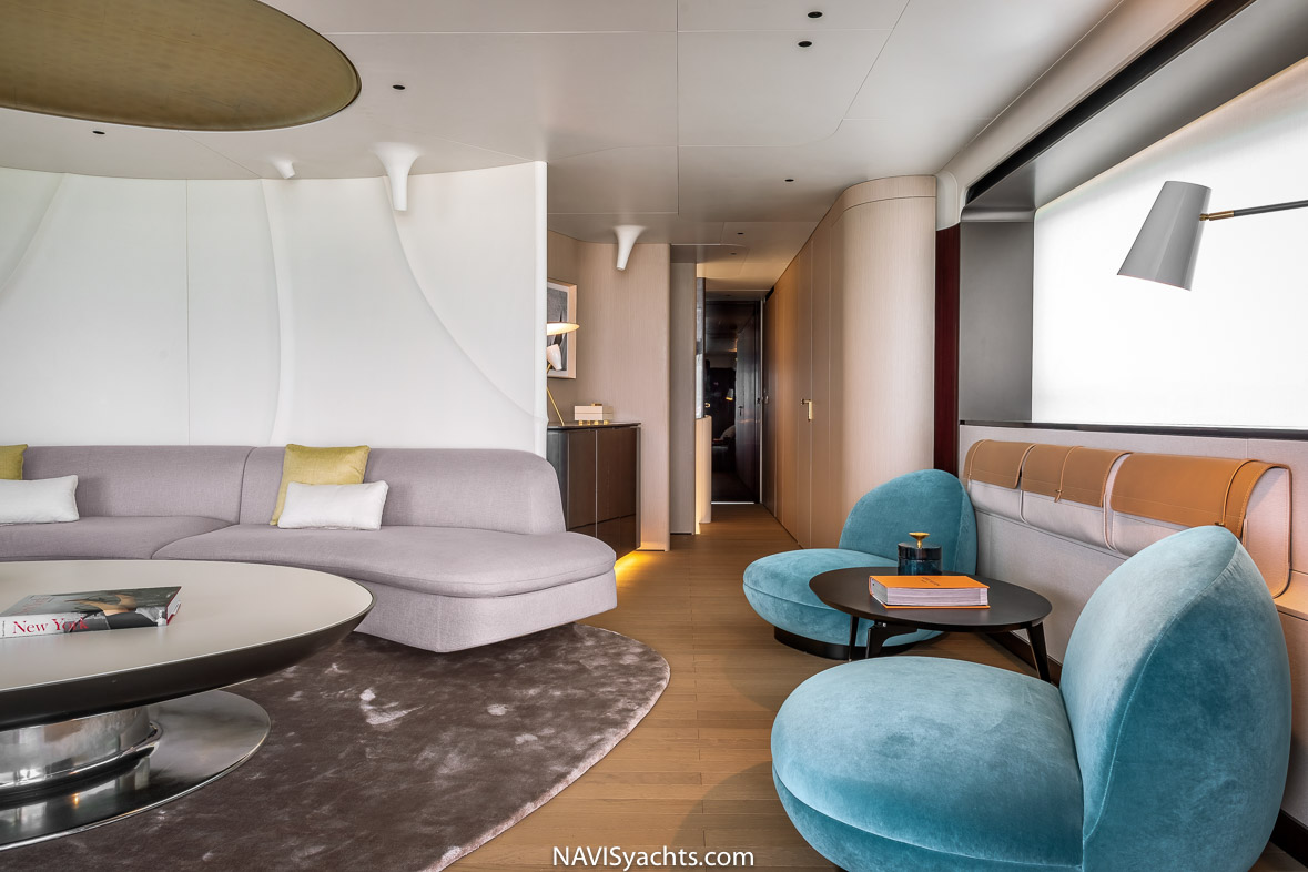 Azimut Trideck L-14