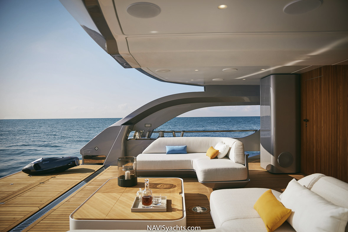 Azimut Trideck L-29