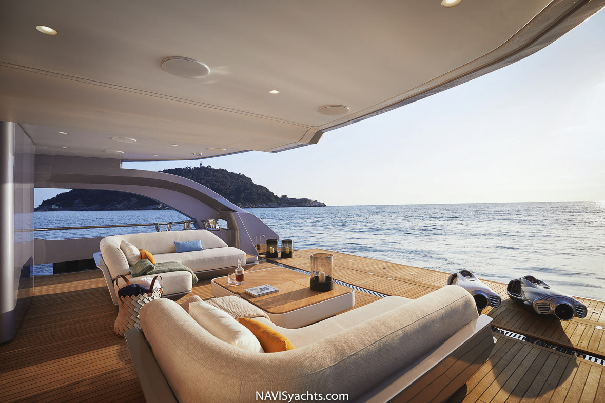 Azimut Trideck L-54
