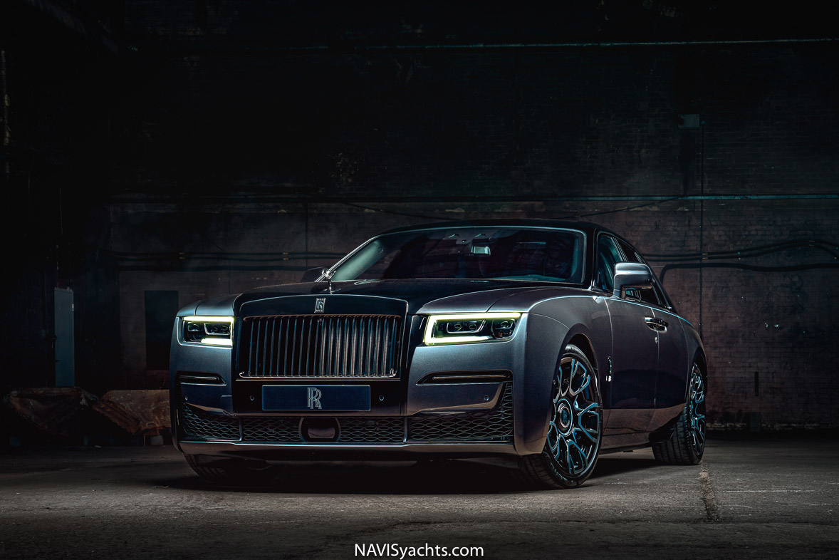 Rolls Royce Black Badge Ghost - NAVIS Best Cars 2022