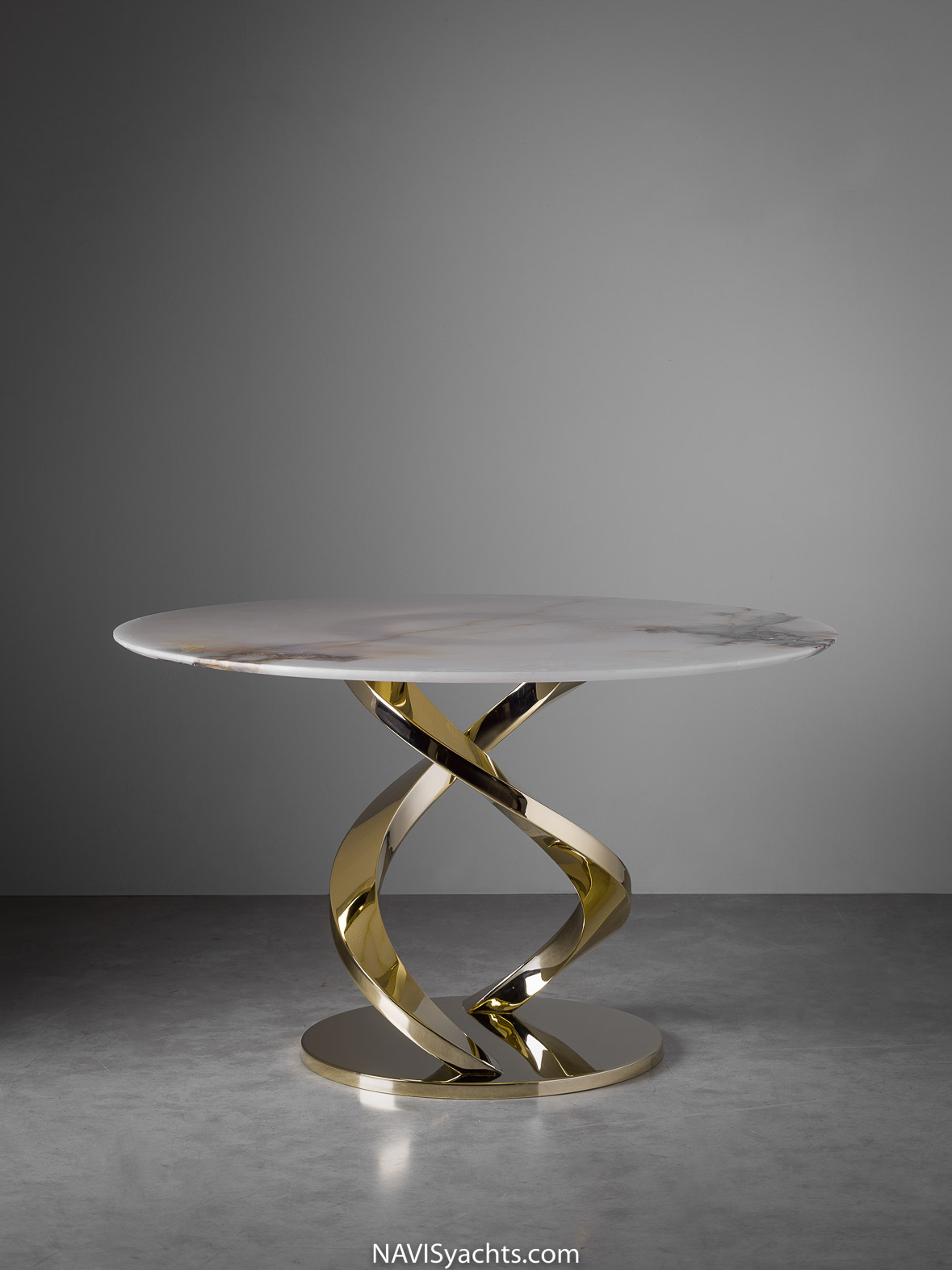Interior Design - Villari Eclypse Dining Table gift
