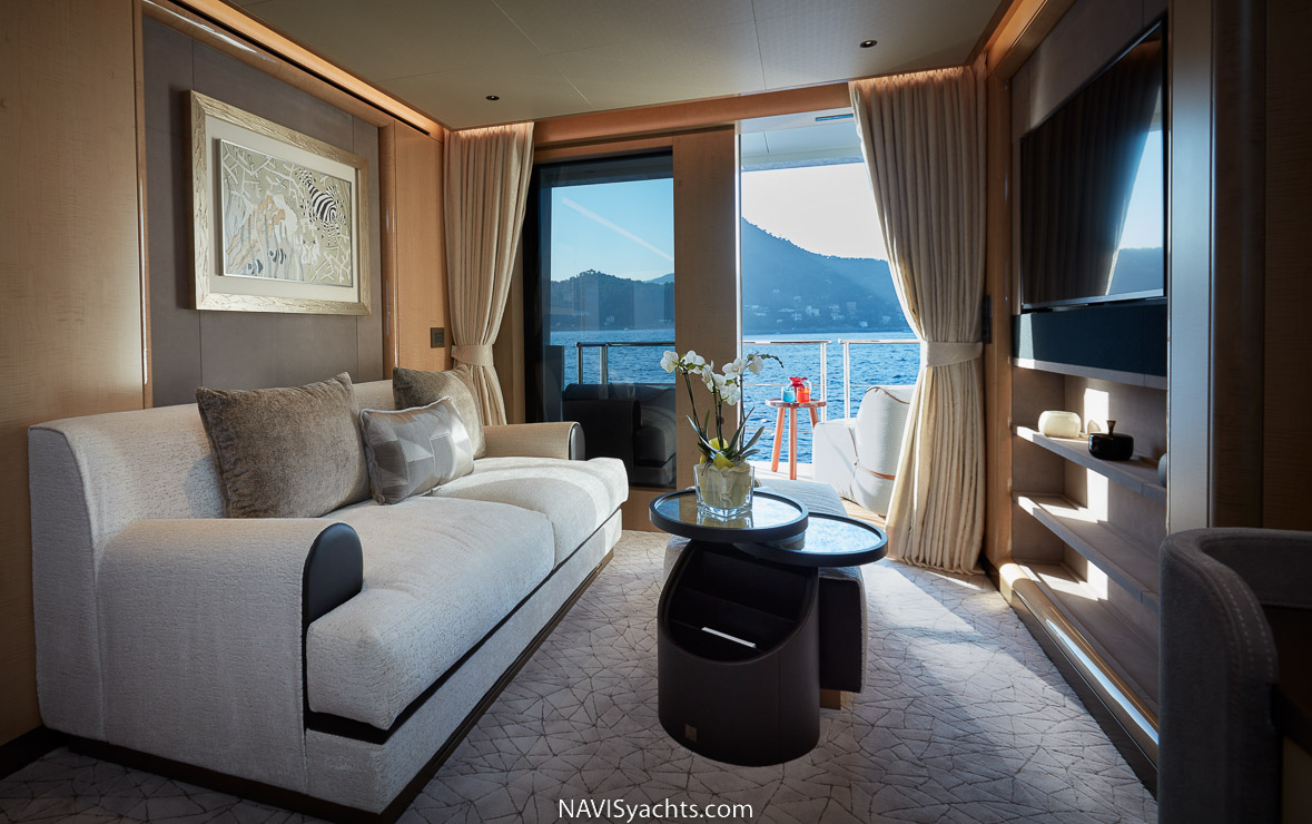 Feadship Somnium L-5