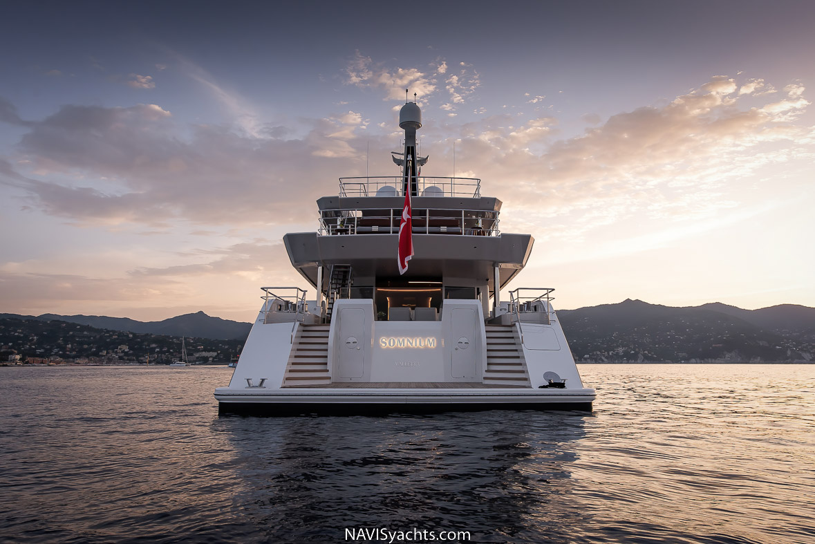 Feadship Somnium L-6