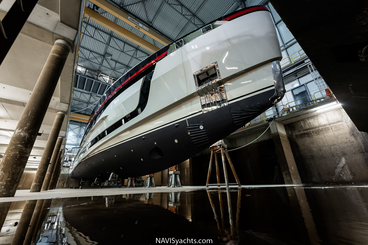 Heesen MY Ultra G - Front view of the superyacht before touching the water for the first time.