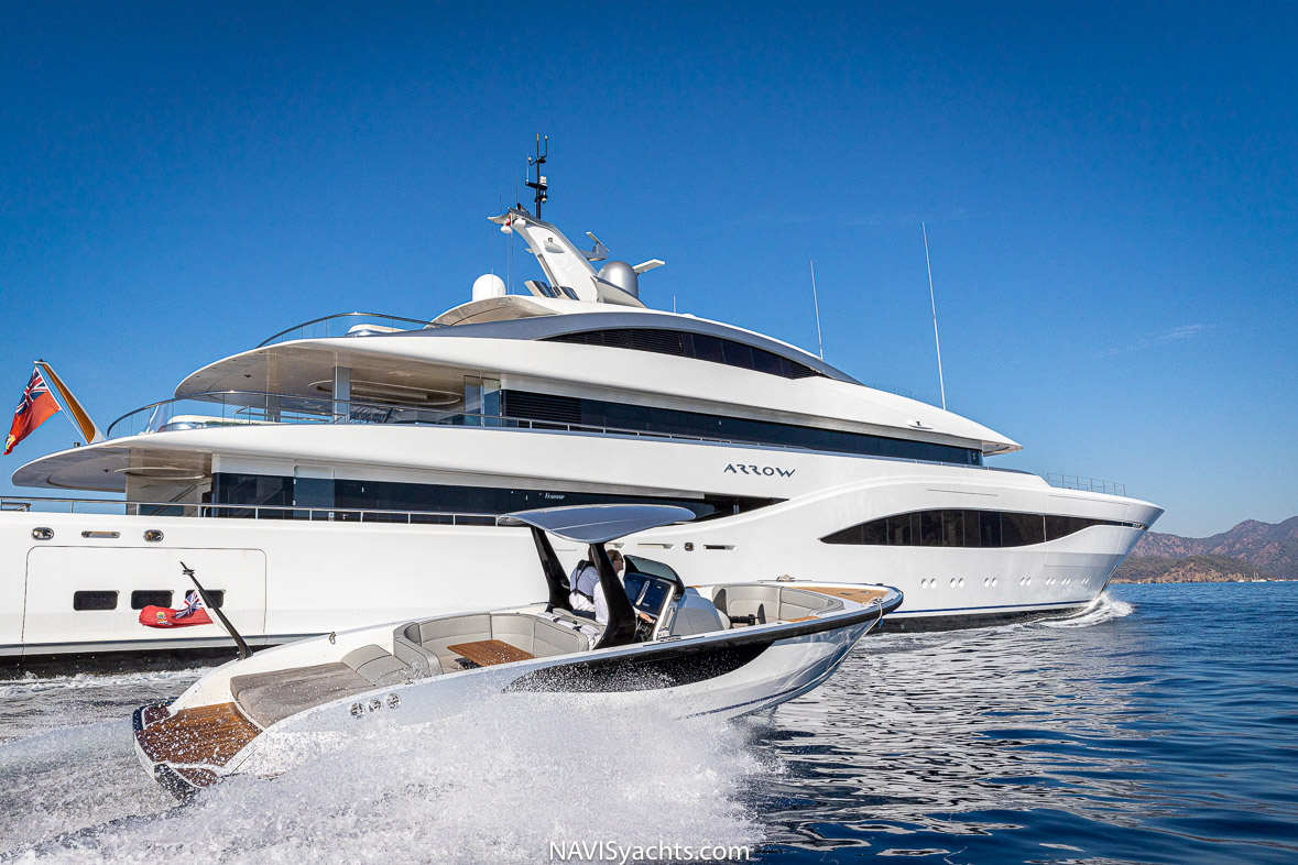 Feadship Arrow L-1