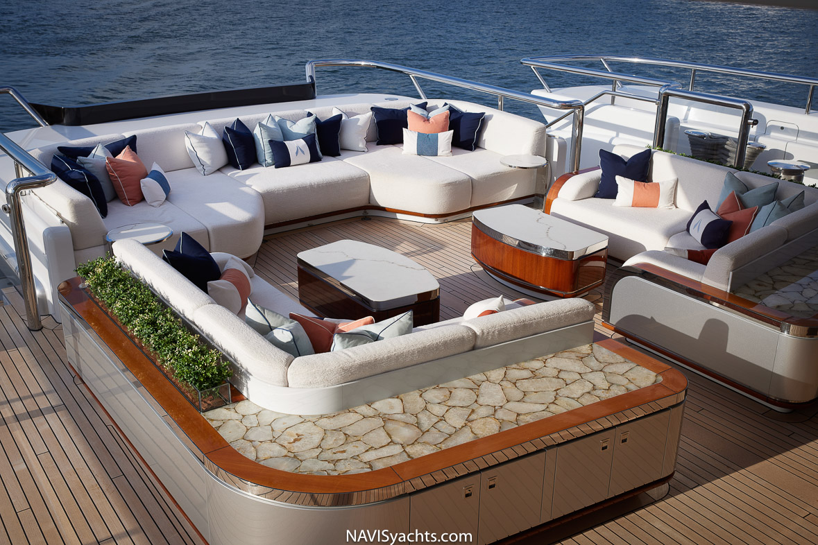 Feadship Arrow L-16