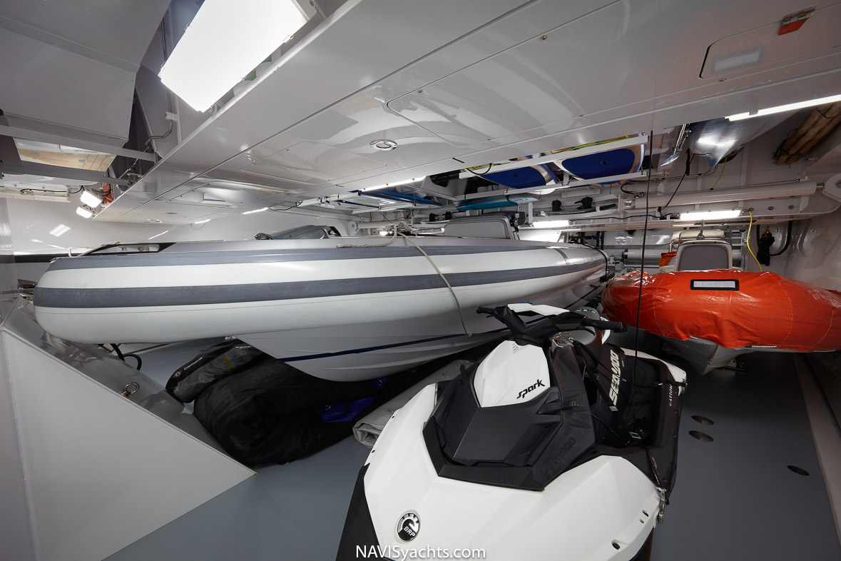 Feadship Arrow L-21