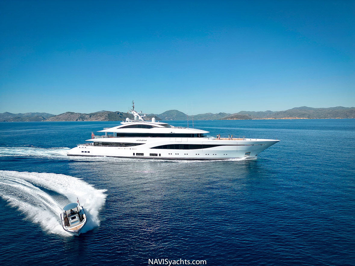 Feadship Arrow L-4
