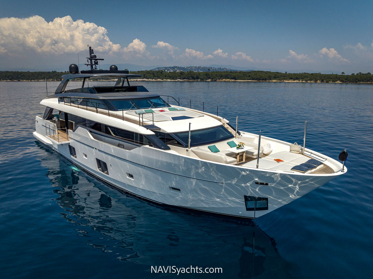 A New Star in the Yacht World: The Majestic Taiji Joins C&N
