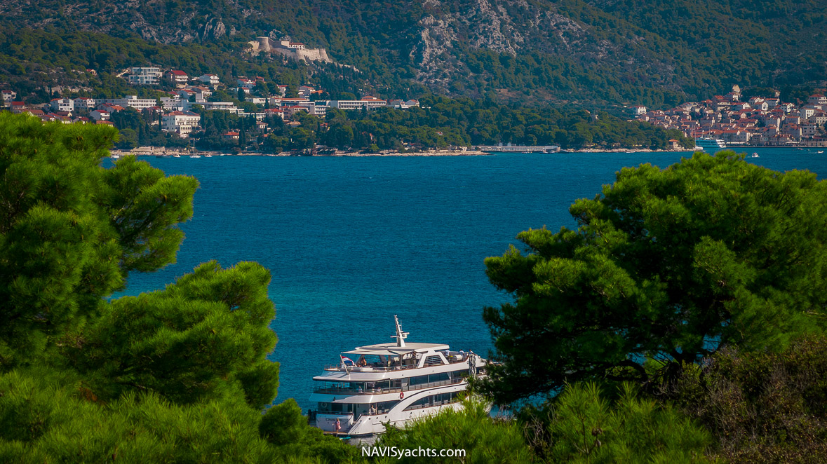 Croatia L-